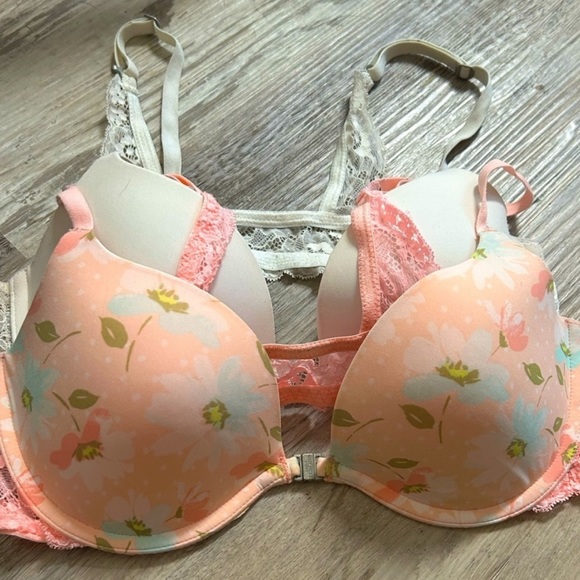 Gilly Hicks push up Bra bundle - Picture 1 of 8